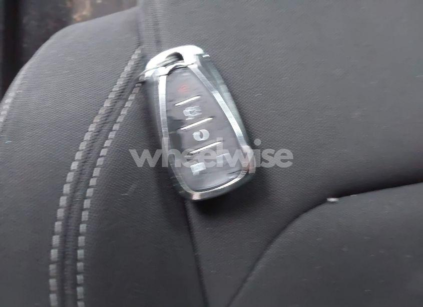 Photo 11 of 2018 Chevrolet Camaro 1LT (VIN 1G1FB1RS2J0186892)