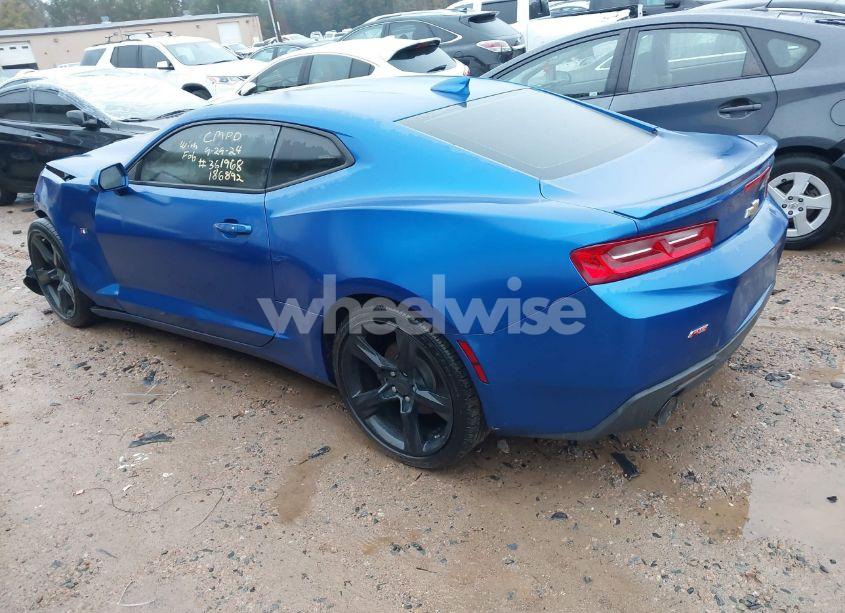 Photo 3 of 2018 Chevrolet Camaro 1LT (VIN 1G1FB1RS2J0186892)