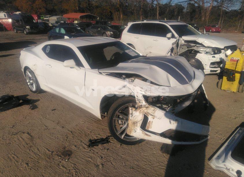 2019 Chevrolet Camaro 1LT (VIN 1G1FB1RS2K0117623) main photo