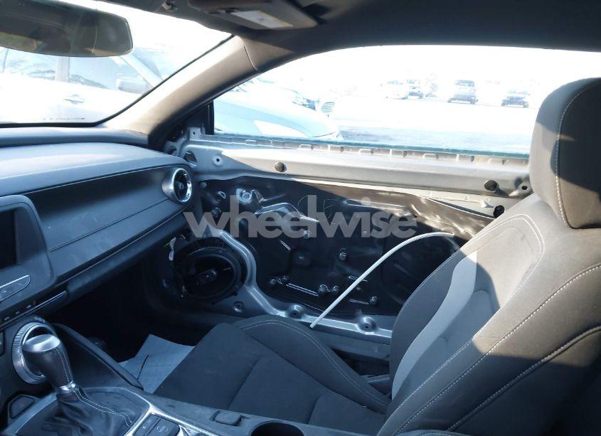 Photo 5 of 2023 Chevrolet Camaro RWD 1LT (VIN 1G1FB1RS2P0137104)