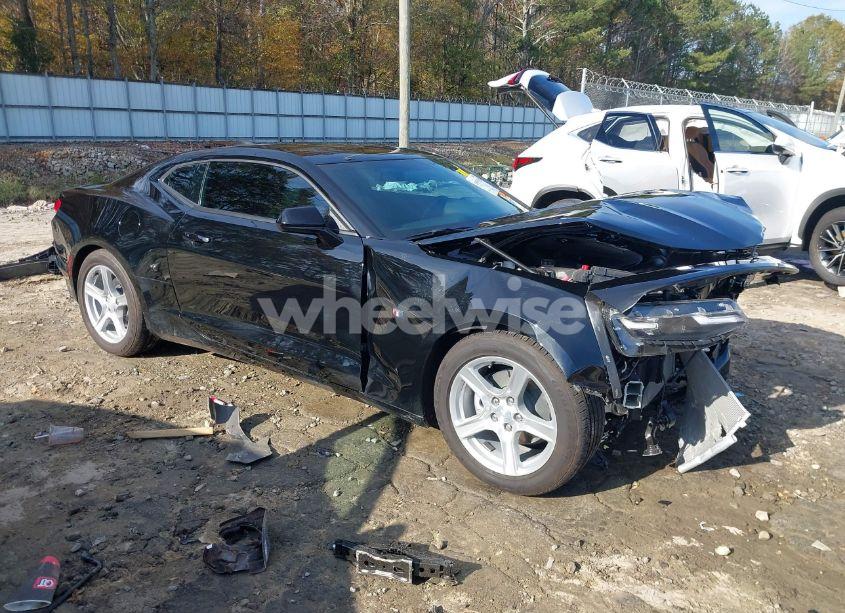 2024 Chevrolet Camaro RWD 1LT (VIN 1G1FB1RS2R0117387) main photo