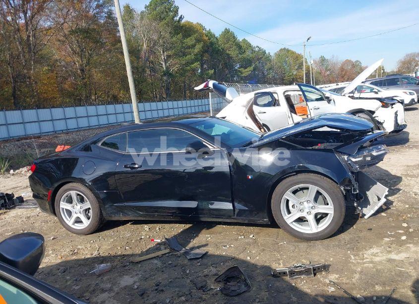 Photo 14 of 2024 Chevrolet Camaro RWD 1LT (VIN 1G1FB1RS2R0117387)