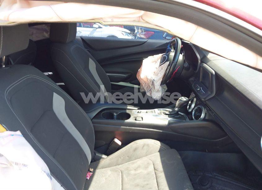 Photo 5 of 2016 Chevrolet Camaro 1LT (VIN 1G1FB1RS3G0148449)