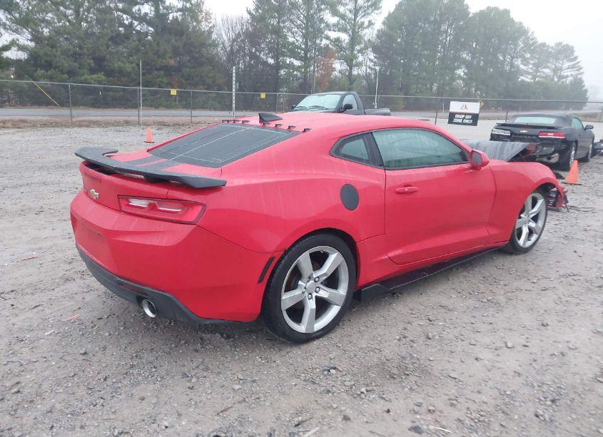 Photo 4 of 2016 Chevrolet Camaro 1LT (VIN 1G1FB1RS3G0172279)