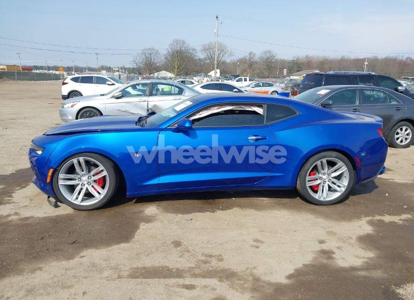 Photo 15 of 2016 Chevrolet Camaro 1LT (VIN 1G1FB1RS3G0183962)