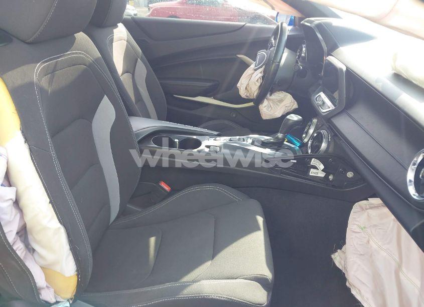 Photo 5 of 2016 Chevrolet Camaro 1LT (VIN 1G1FB1RS3G0183962)