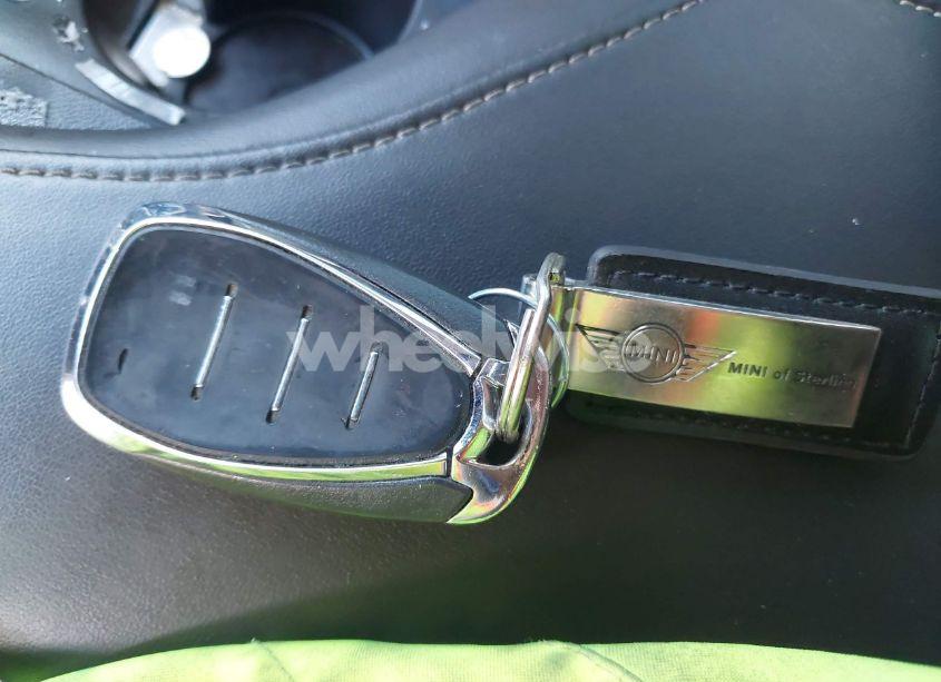 Photo 11 of 2016 Chevrolet Camaro 1LT (VIN 1G1FB1RS3G0184626)