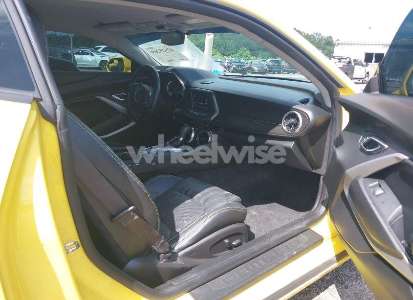 Photo 5 of 2016 Chevrolet Camaro 1LT (VIN 1G1FB1RS3G0184626)