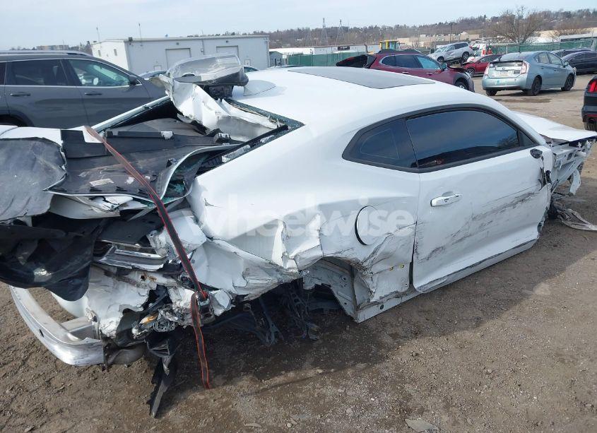 Photo 6 of 2017 Chevrolet Camaro 1LT (VIN 1G1FB1RS3H0126663)