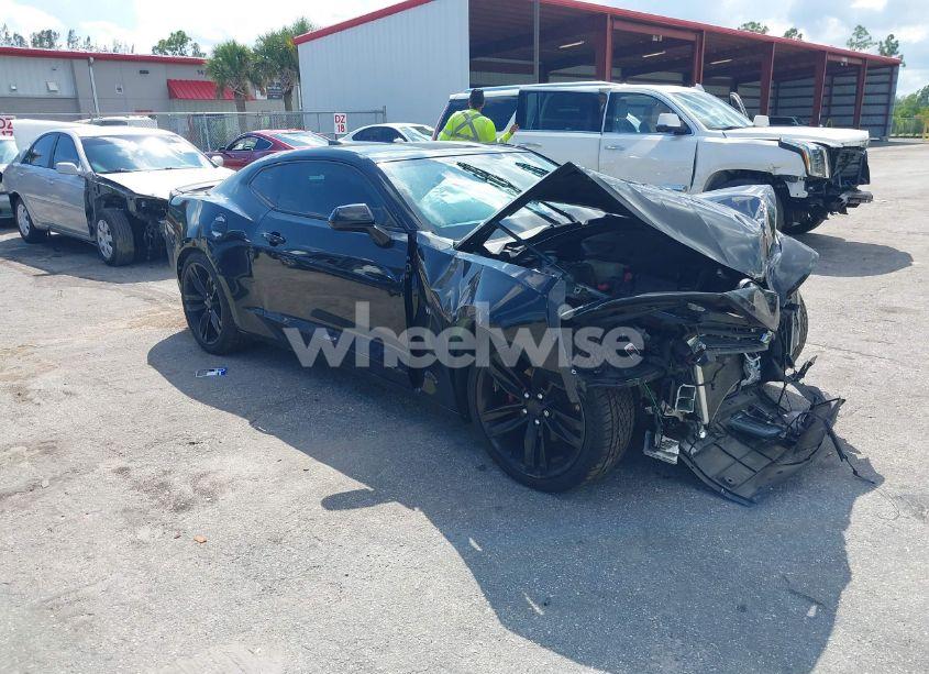 2017 Chevrolet Camaro 1LT (VIN 1G1FB1RS3H0149098) main photo