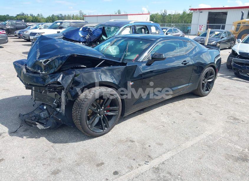 Photo 2 of 2017 Chevrolet Camaro 1LT (VIN 1G1FB1RS3H0149098)