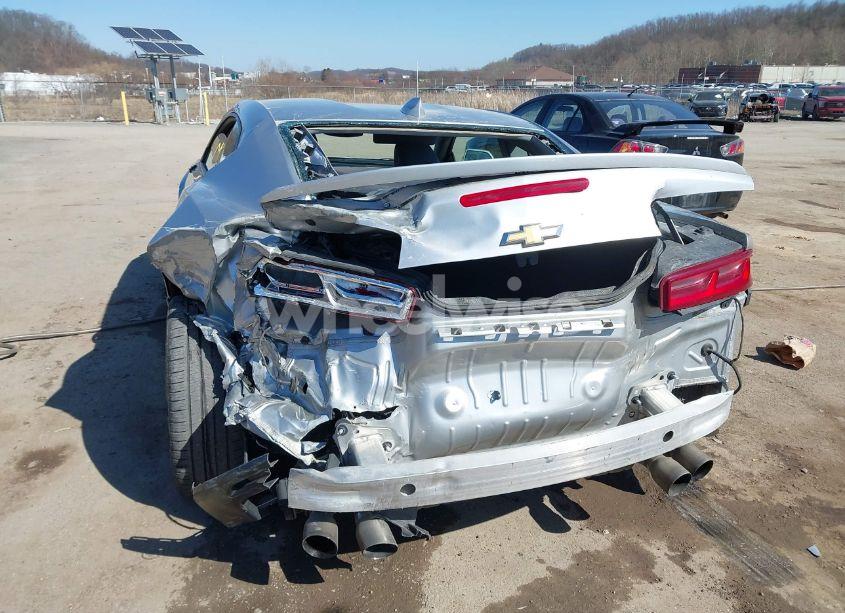 Photo 19 of 2018 Chevrolet Camaro 1LT (VIN 1G1FB1RS3J0149110)