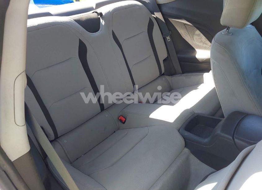 Photo 8 of 2018 Chevrolet Camaro 1LT (VIN 1G1FB1RS3J0149110)