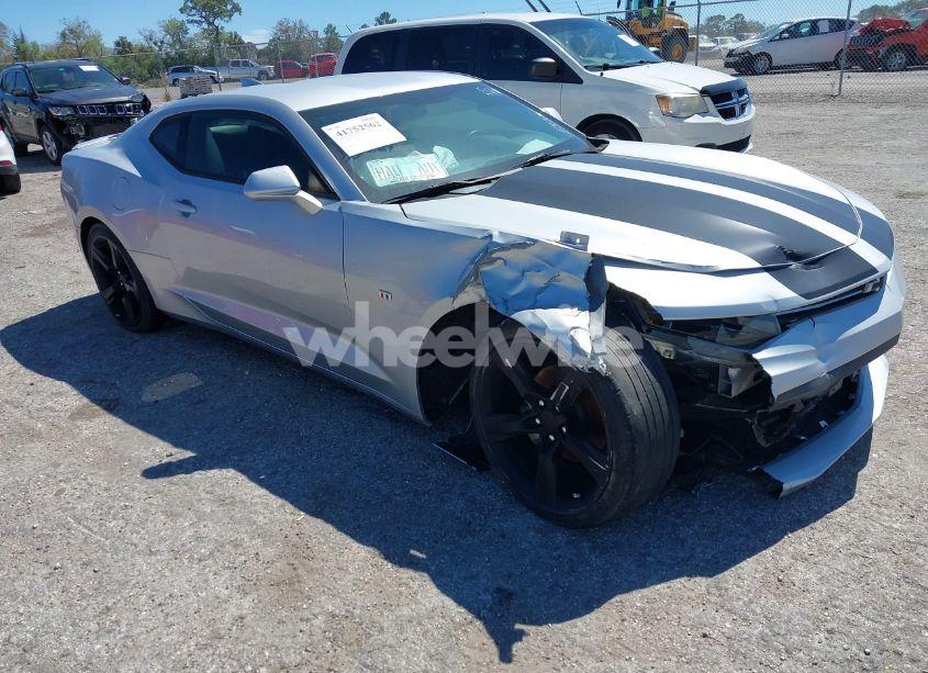 2018 Chevrolet Camaro 1LT (VIN 1G1FB1RS3J0163590) main photo
