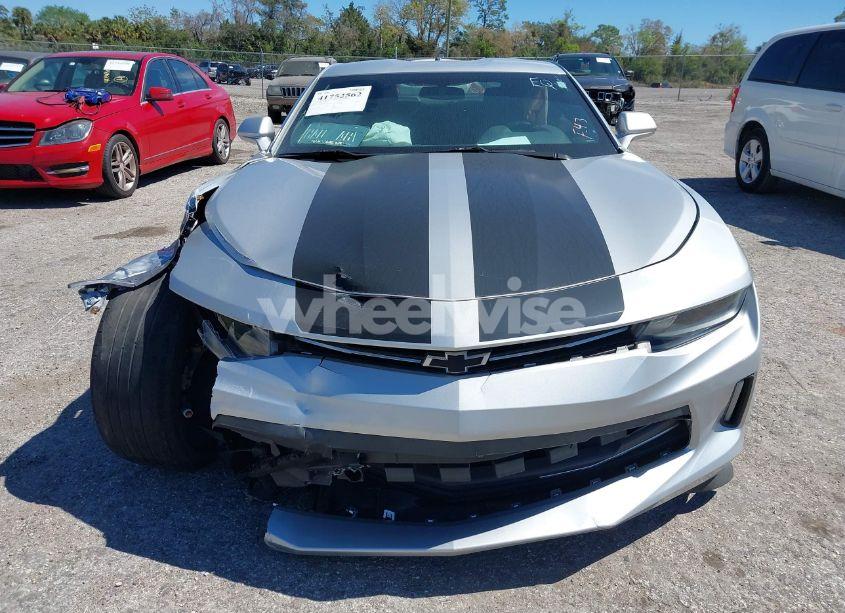 Photo 12 of 2018 Chevrolet Camaro 1LT (VIN 1G1FB1RS3J0163590)