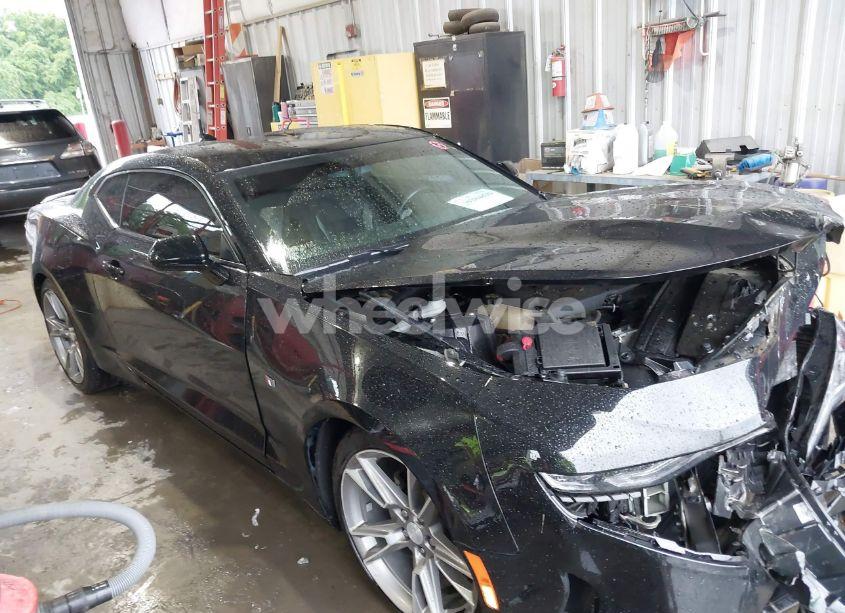 Photo 13 of 2019 Chevrolet Camaro 1LT (VIN 1G1FB1RS3K0112401)
