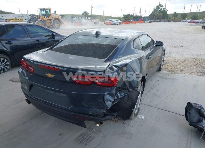 Photo 4 of 2020 Chevrolet Camaro RWD 1LT (VIN 1G1FB1RS3L0108673)