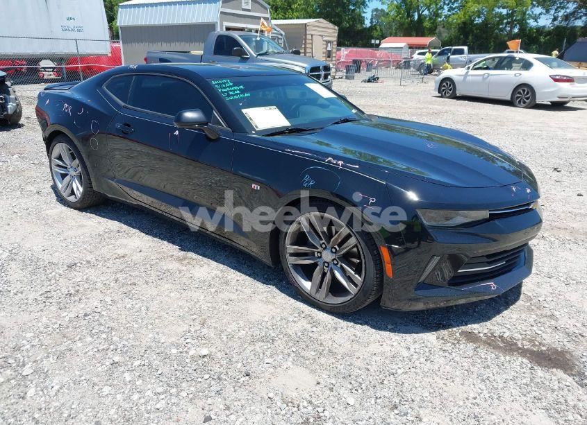 2016 Chevrolet Camaro 1LT (VIN 1G1FB1RS4G0153207) main photo