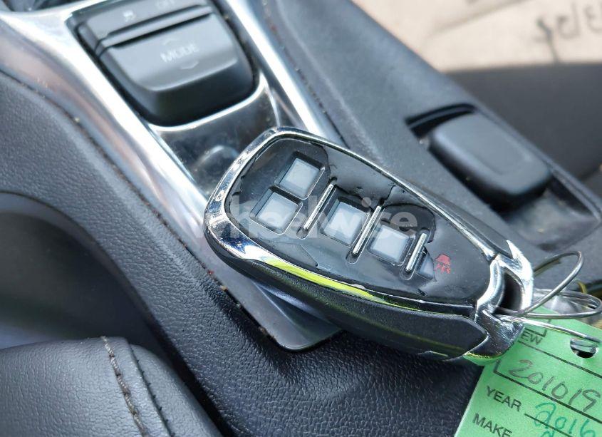 Photo 11 of 2016 Chevrolet Camaro 1LT (VIN 1G1FB1RS4G0153207)