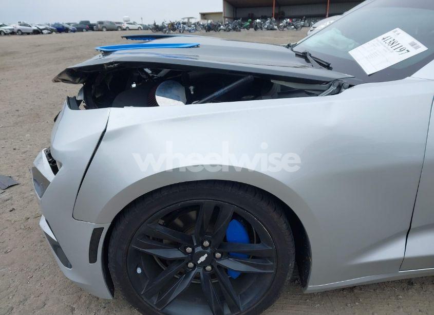 Photo 21 of 2017 Chevrolet Camaro 1LT (VIN 1G1FB1RS4H0102100)