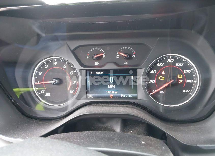 Photo 7 of 2017 Chevrolet Camaro 1LT (VIN 1G1FB1RS4H0102100)