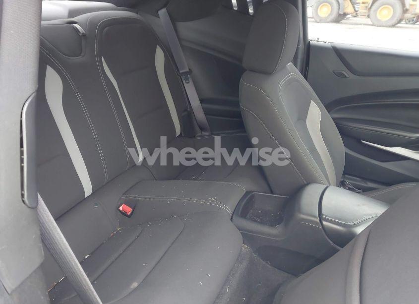 Photo 8 of 2017 Chevrolet Camaro 1LT (VIN 1G1FB1RS4H0102100)