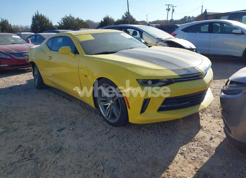 2017 Chevrolet Camaro 1LT (VIN 1G1FB1RS4H0104235) main photo
