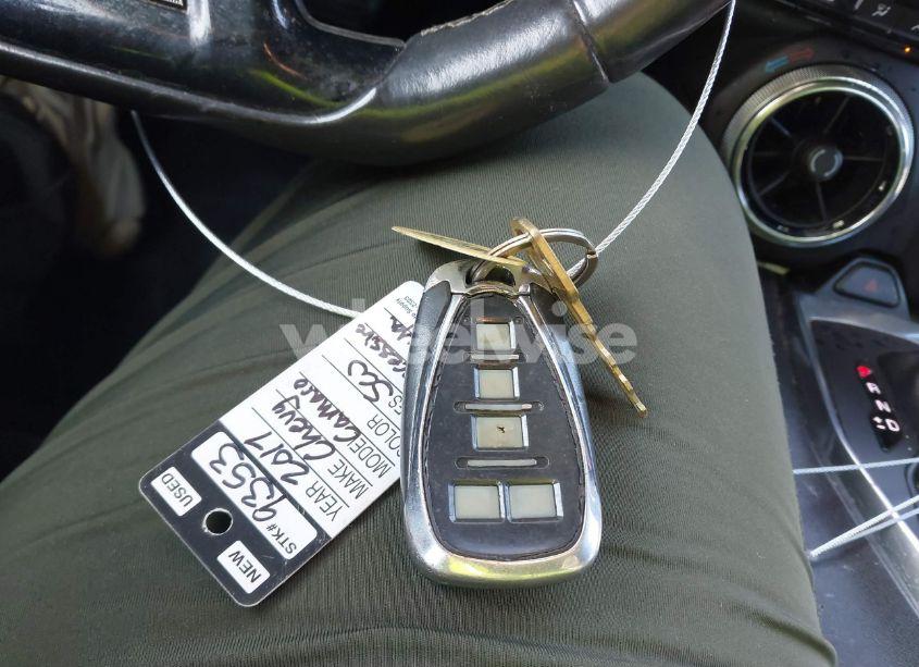 Photo 11 of 2017 Chevrolet Camaro 1LT (VIN 1G1FB1RS4H0104235)