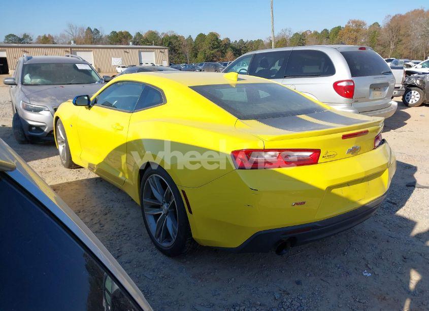 Photo 3 of 2017 Chevrolet Camaro 1LT (VIN 1G1FB1RS4H0104235)