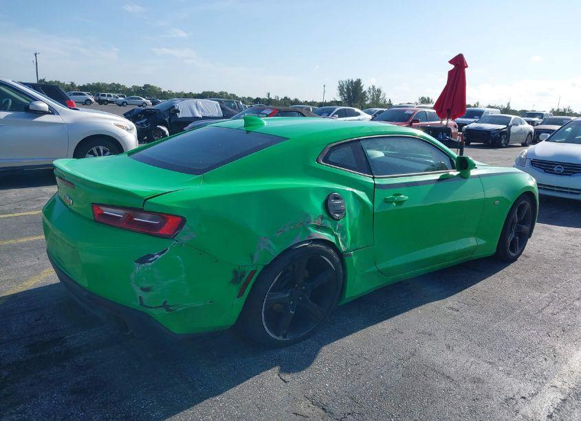 Photo 4 of 2017 Chevrolet Camaro 1LT (VIN 1G1FB1RS4H0190789)