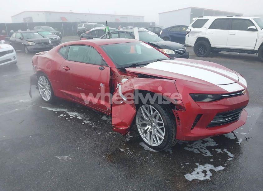 2018 Chevrolet Camaro 1LT (VIN 1G1FB1RS4J0128301) main photo
