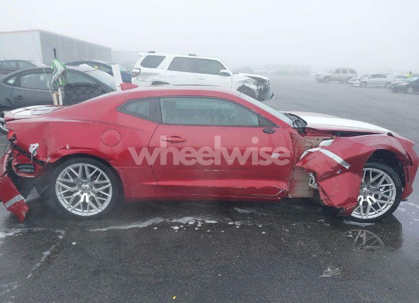 Photo 13 of 2018 Chevrolet Camaro 1LT (VIN 1G1FB1RS4J0128301)