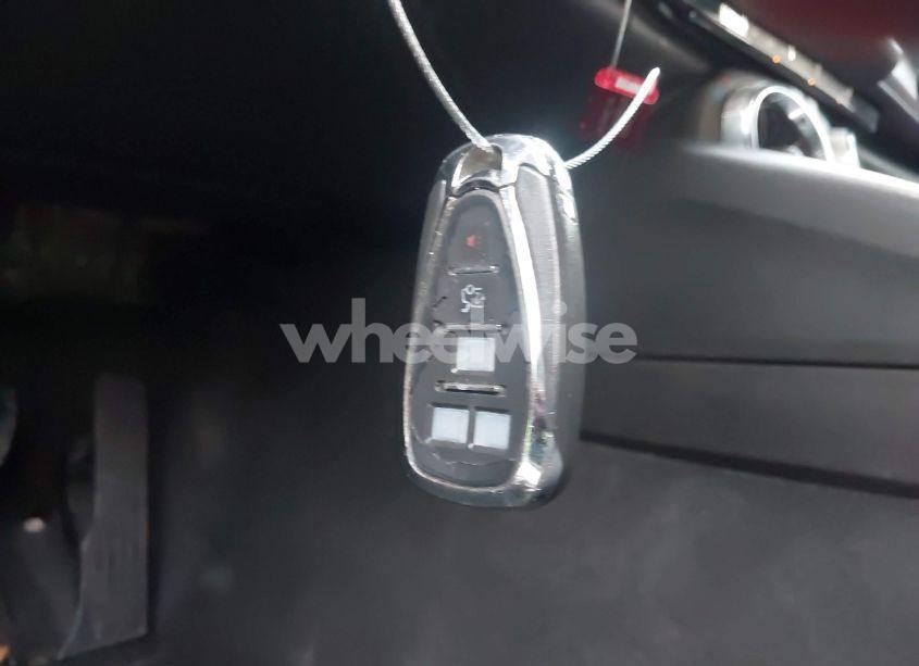 Photo 11 of 2018 Chevrolet Camaro 1LT (VIN 1G1FB1RS4J0137418)