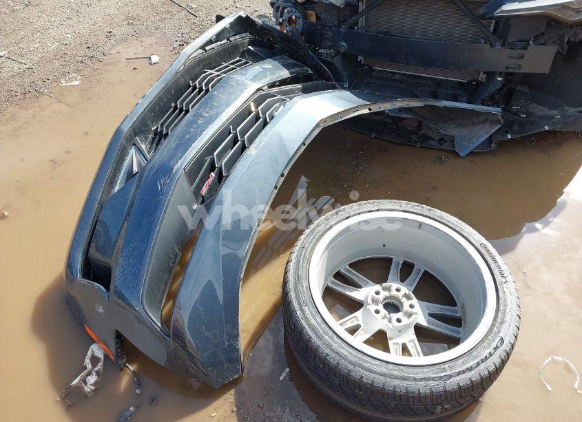 Photo 12 of 2019 Chevrolet Camaro 1LT (VIN 1G1FB1RS4K0148193)