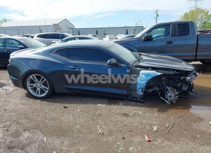 Photo 14 of 2019 Chevrolet Camaro 1LT (VIN 1G1FB1RS4K0148193)