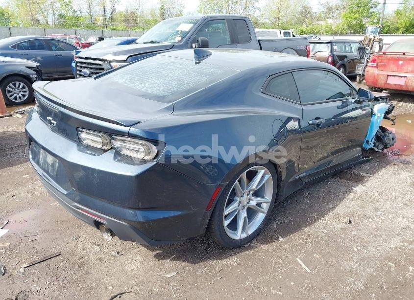 Photo 4 of 2019 Chevrolet Camaro 1LT (VIN 1G1FB1RS4K0148193)