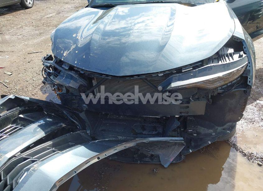 Photo 6 of 2019 Chevrolet Camaro 1LT (VIN 1G1FB1RS4K0148193)