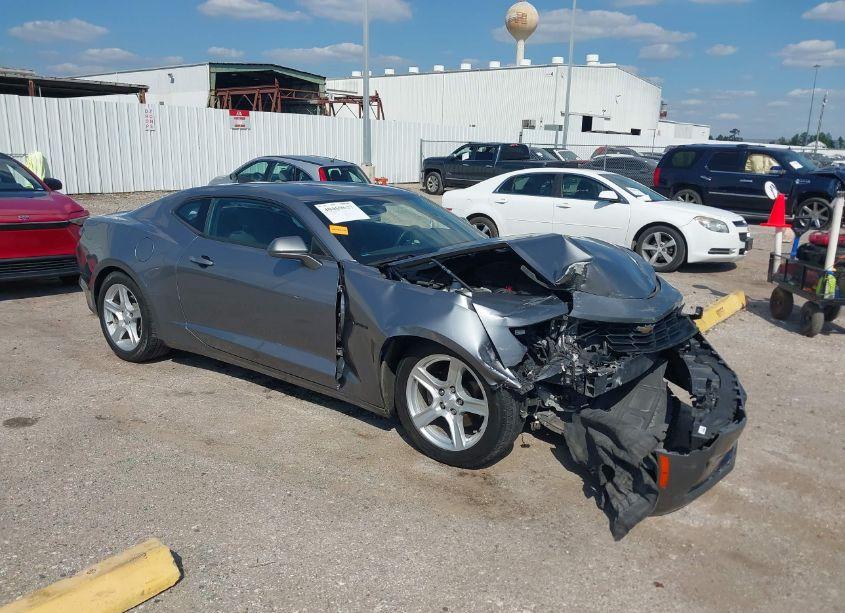 2019 Chevrolet Camaro 1LT (VIN 1G1FB1RS4K0150445) main photo