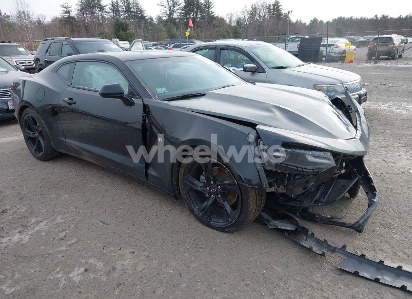 2024 Chevrolet Camaro RWD 1LT (VIN 1G1FB1RS4R0121599) main photo