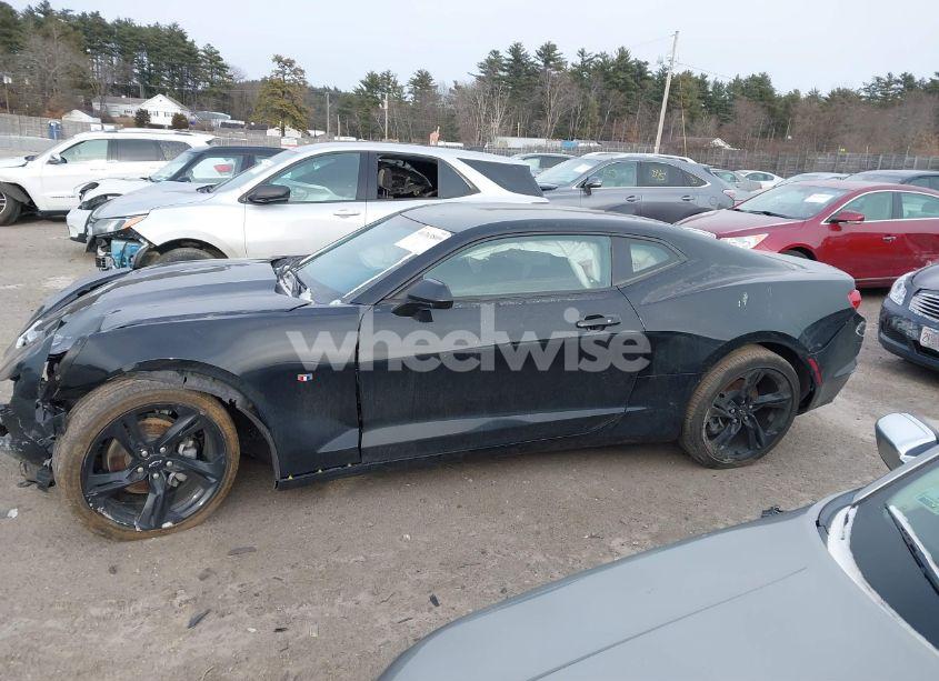 Photo 14 of 2024 Chevrolet Camaro RWD 1LT (VIN 1G1FB1RS4R0121599)