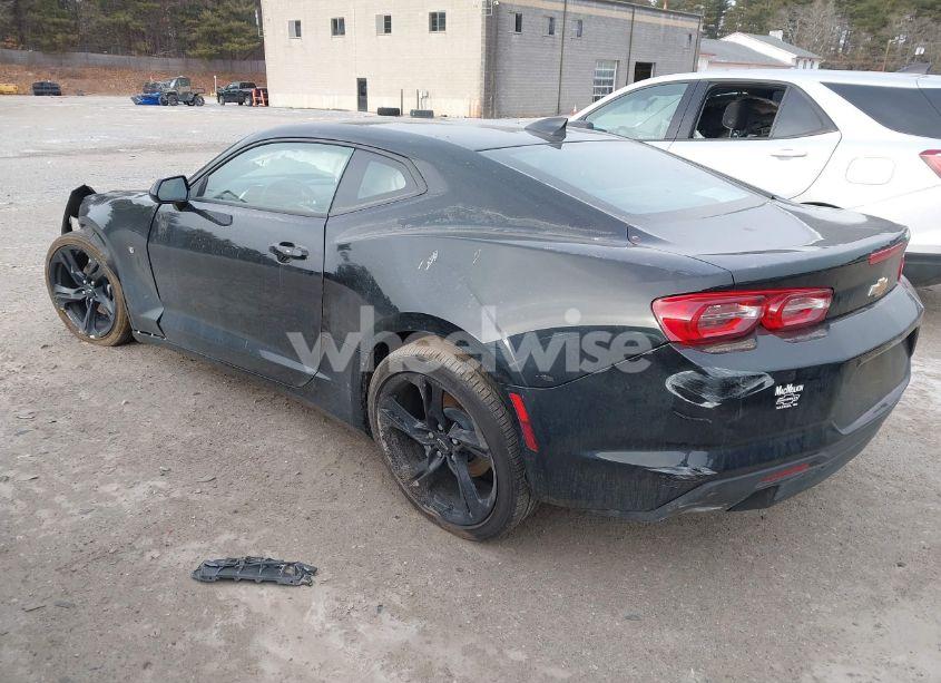 Photo 3 of 2024 Chevrolet Camaro RWD 1LT (VIN 1G1FB1RS4R0121599)