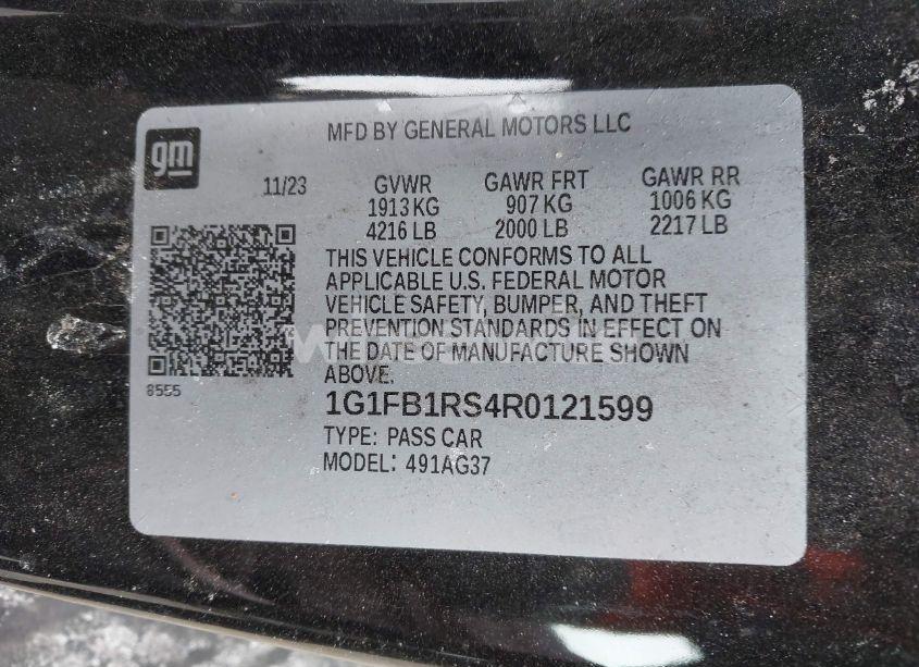 Photo 9 of 2024 Chevrolet Camaro RWD 1LT (VIN 1G1FB1RS4R0121599)