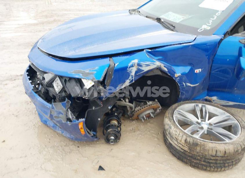 Photo 6 of 2016 Chevrolet Camaro 1LT (VIN 1G1FB1RS5G0148338)