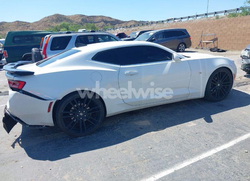 Photo 13 of 2016 Chevrolet Camaro 1LT (VIN 1G1FB1RS5G0148808)