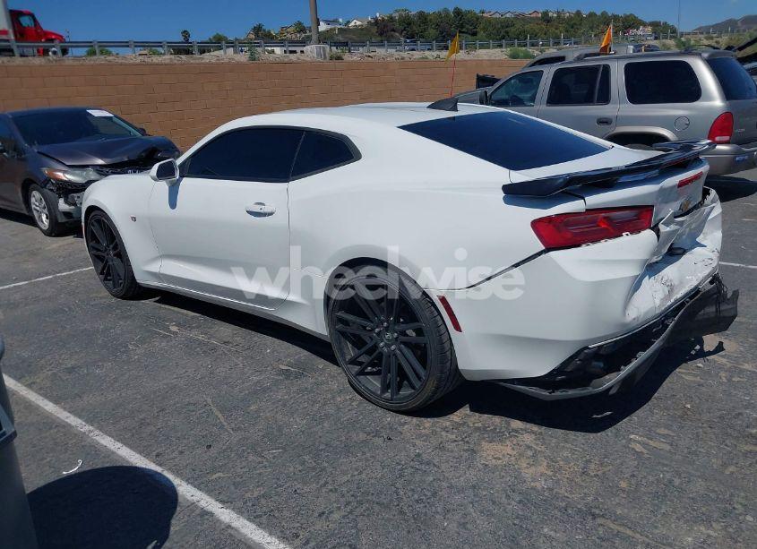 Photo 3 of 2016 Chevrolet Camaro 1LT (VIN 1G1FB1RS5G0148808)