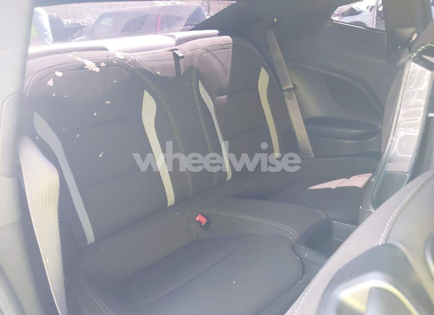 Photo 8 of 2016 Chevrolet Camaro 1LT (VIN 1G1FB1RS5G0148808)