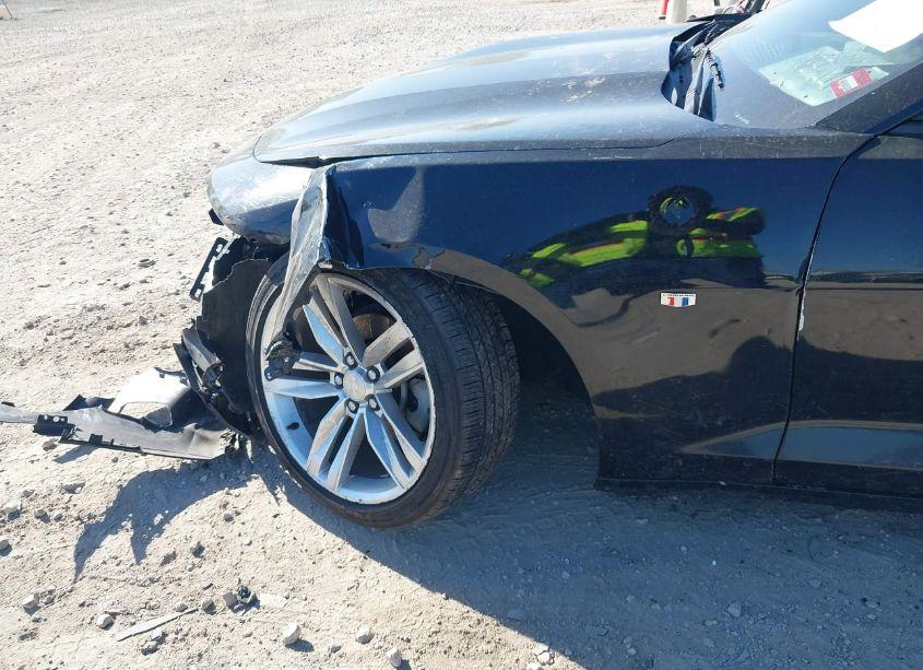 Photo 22 of 2017 Chevrolet Camaro 1LT (VIN 1G1FB1RS5H0165805)