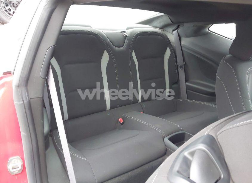 Photo 8 of 2017 Chevrolet Camaro 1LT (VIN 1G1FB1RS5H0169949)