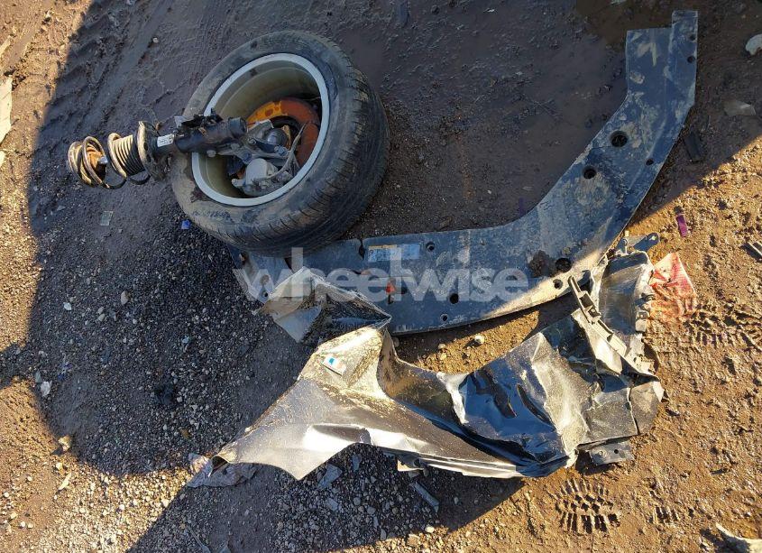 Photo 12 of 2017 Chevrolet Camaro 1LT (VIN 1G1FB1RS5H0198772)