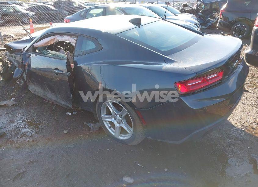 Photo 3 of 2017 Chevrolet Camaro 1LT (VIN 1G1FB1RS5H0198772)